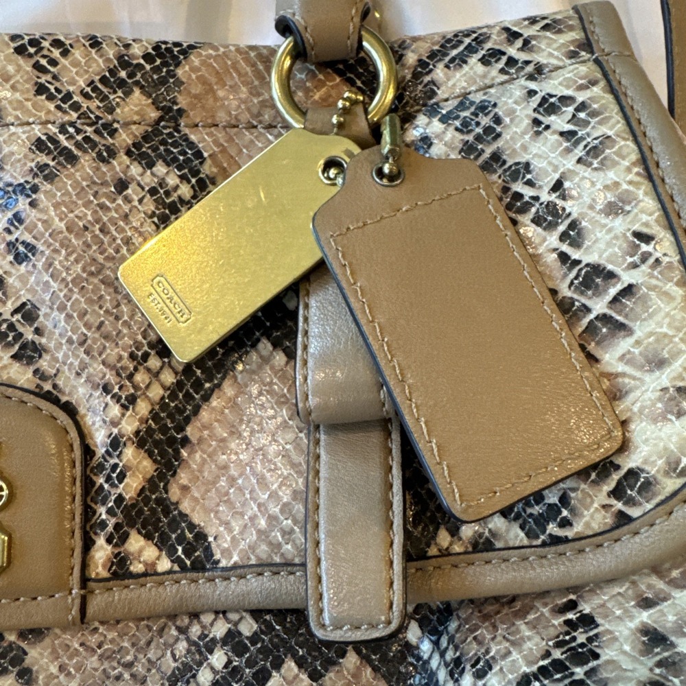 Authentic COACH Madison Flap Carryall #19638 Embossed‎ Python Leather + Wallet - Picture 5 of 16
